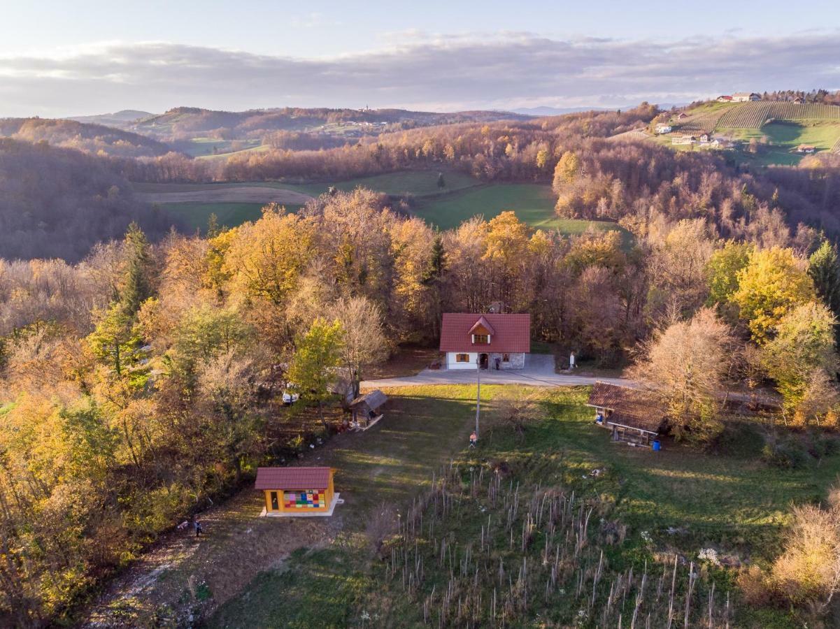 Vineyard Cottage Vina in Medu Trebelno Esterno foto